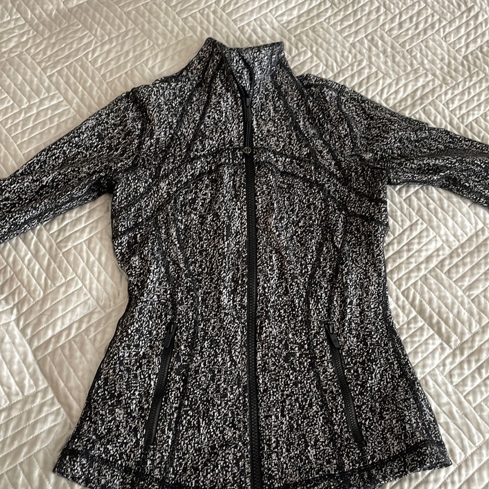 Lulu Lemon Define jacket